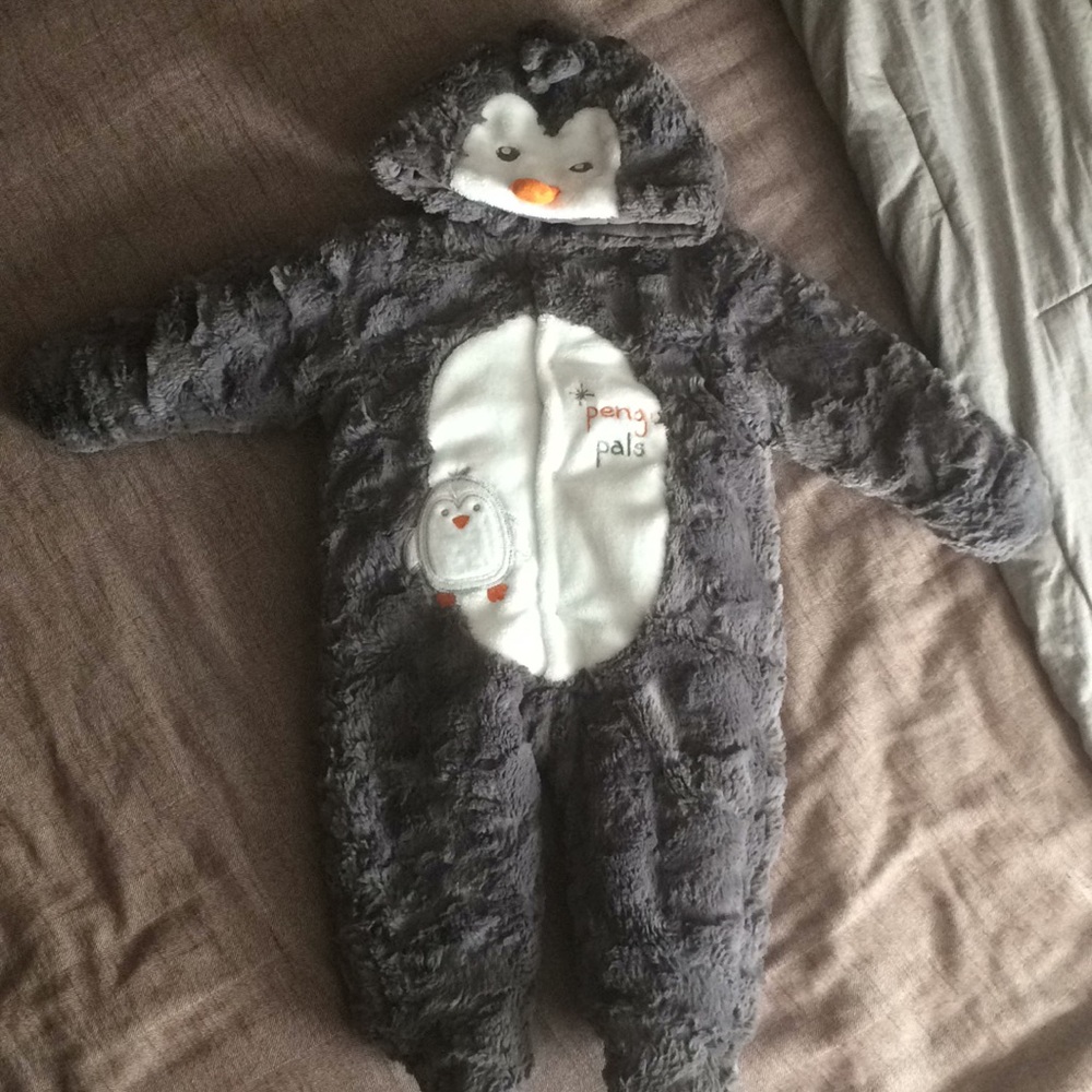 Koala Baby Neutral Gray/White Penguin Pram, 9M
